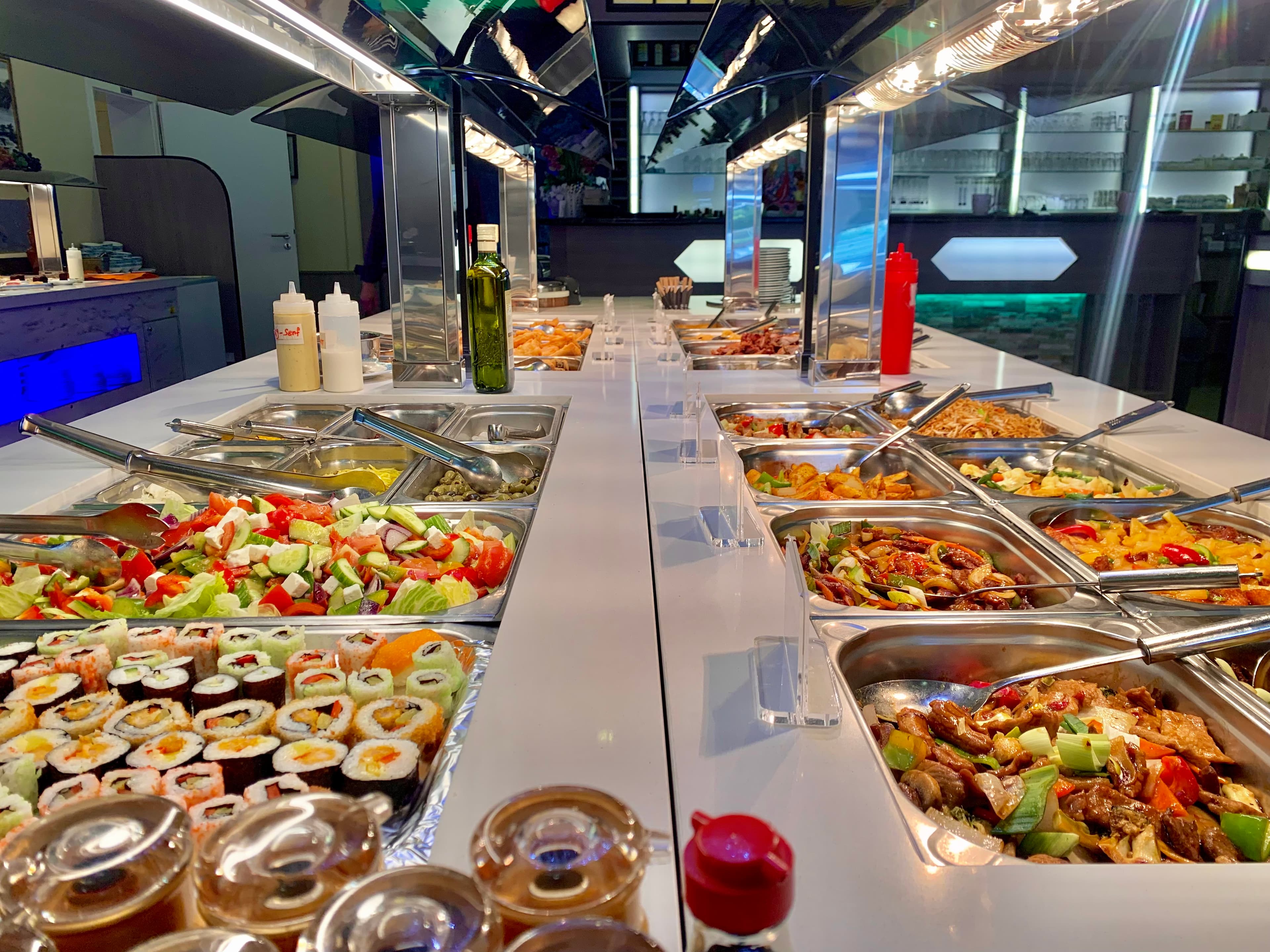 Knusprige chinesische Spezialitäten im China Restaurant Neue Welt